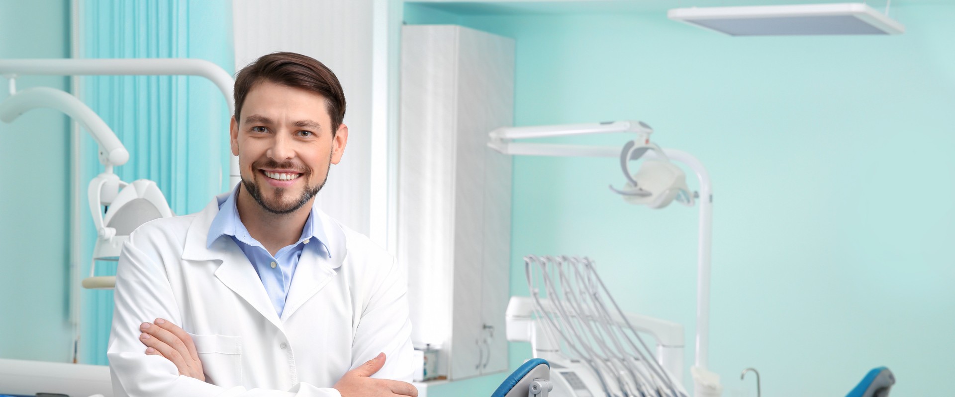 What to Wear to a Dental Clinic: A Guide for Professionals