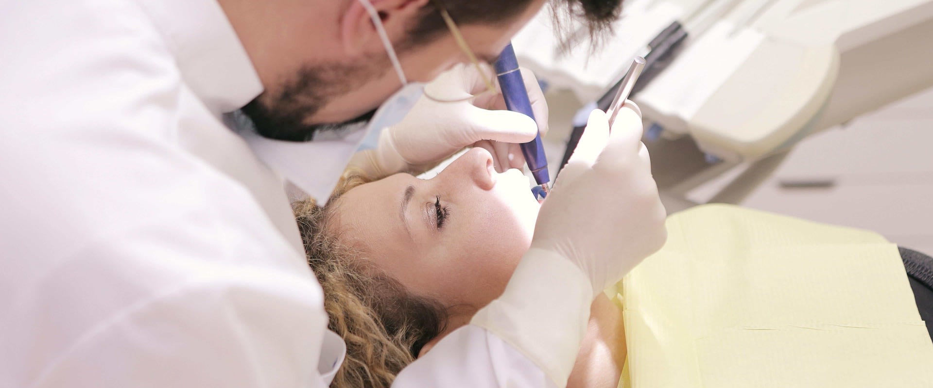 What Does a Dental Clinic Do?